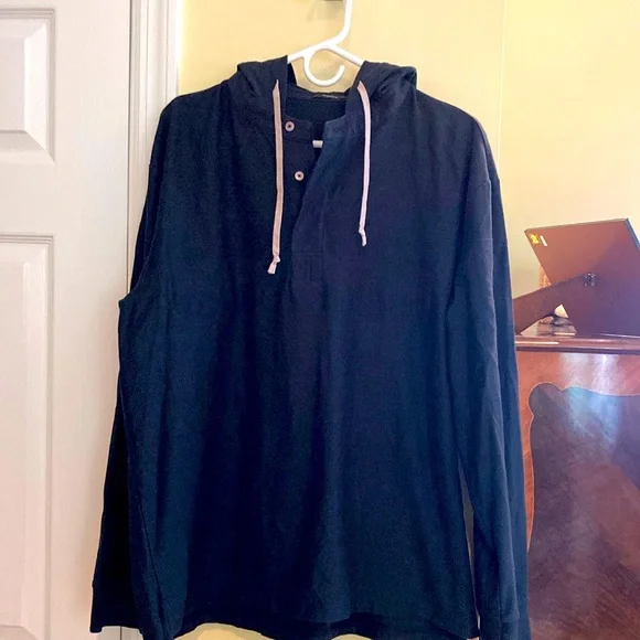 Theory sz XL cotton longsleeve tshirt hoodie 2 buttons LIKE NEW dark navy blue - Picture 1 of 12